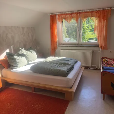 Gemuetliche Und Grosszuegige In Der Saechsischen Schweiz Mit Garten * Neustadt in Sachsen
