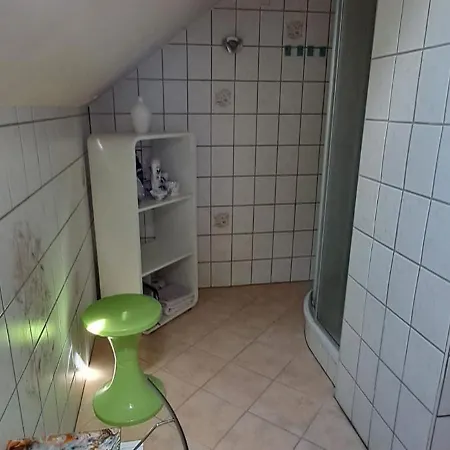 Gemuetliche Und Grosszuegige In Der Saechsischen Schweiz Mit Garten Apartment