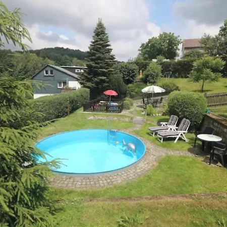 Gemuetliche Und Grosszuegige In Der Saechsischen Schweiz Mit Garten Apartment
